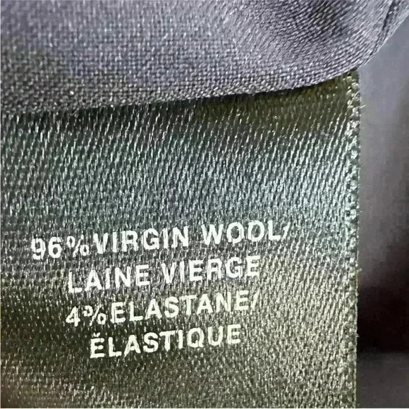 Lafayette 148 Navy Shawl Collar Single Button
Blazer Women's Size 6 EUC! - Picture 5 of 5